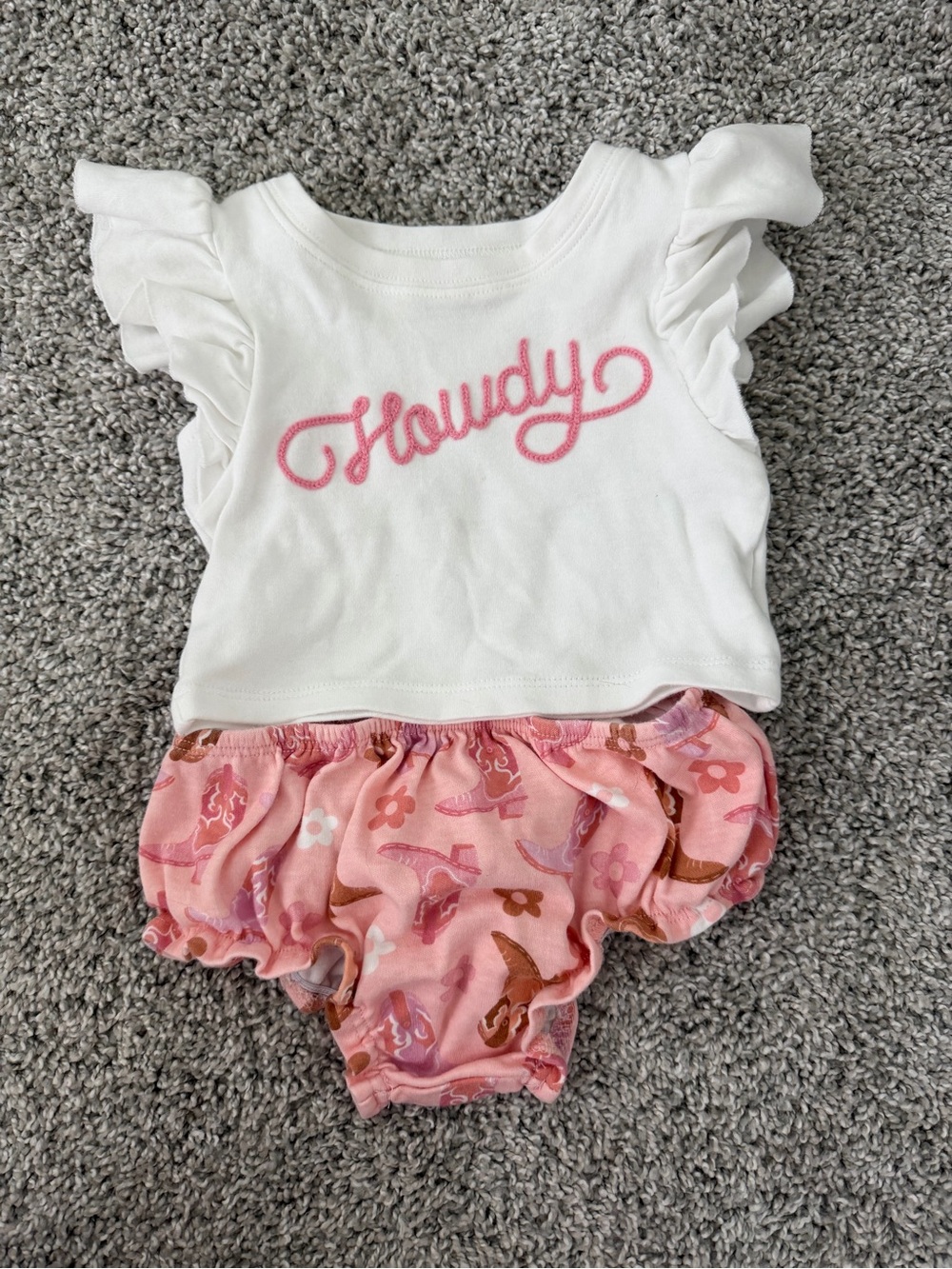 Mud Pie White Top with Pink 'Howdy' Script and Pink Patterned Bloomers